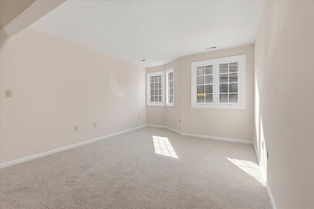 206 Tall Oaks Dr G, Weymouth, MA 02190