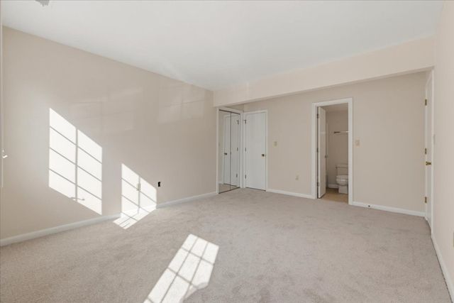 206 Tall Oaks Dr G, Weymouth, MA 02190