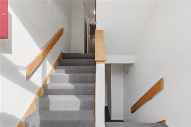 206 Tall Oaks Dr G, Weymouth, MA 02190