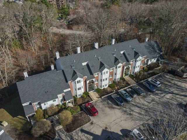 206 Tall Oaks Dr G, Weymouth, MA 02190