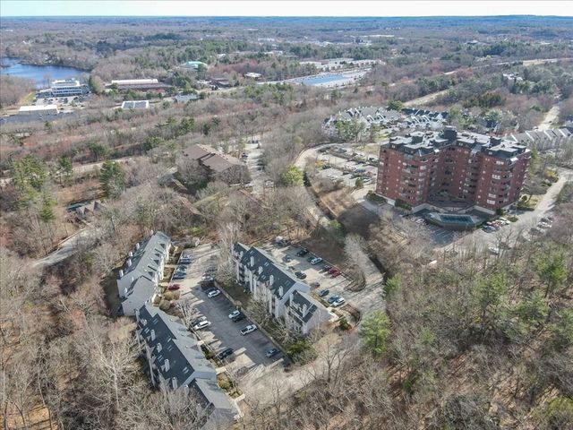 206 Tall Oaks Dr G, Weymouth, MA 02190