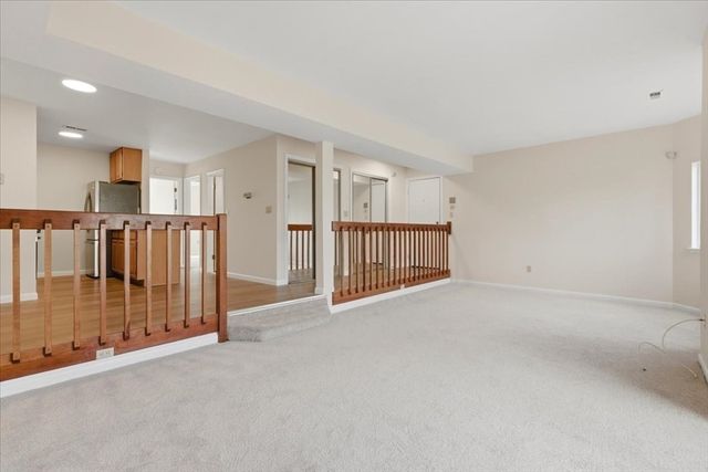 206 Tall Oaks Dr G, Weymouth, MA 02190