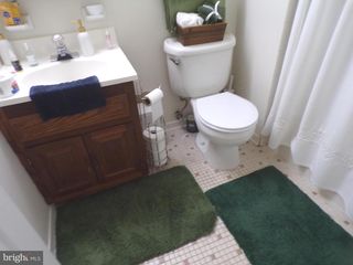 5915 PARKRIDGE LN, Alexandria, VA 22310