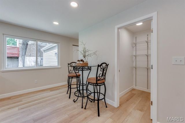 541 Princeway Court, Manchester, MO 63011