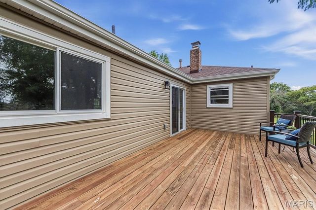 541 Princeway Court, Manchester, MO 63011