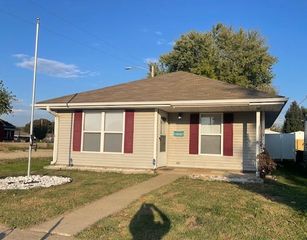 6201 Brown Street, St Joseph, MO 64504