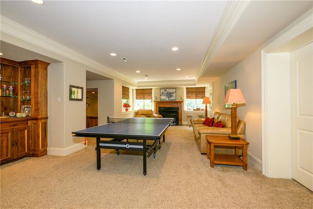 2690 Imperial Crest Lane, Lower Saucon Twp, PA 18055