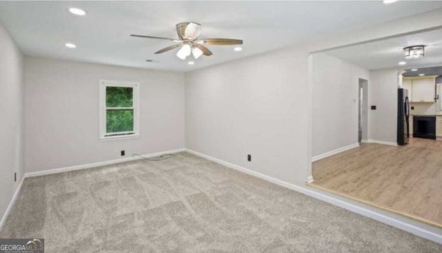 5160 W Chapel Hill Rd, Douglasville, GA 30135