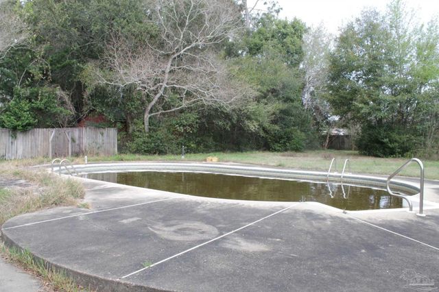 7270 Belgium Rd, Pensacola, FL 32526