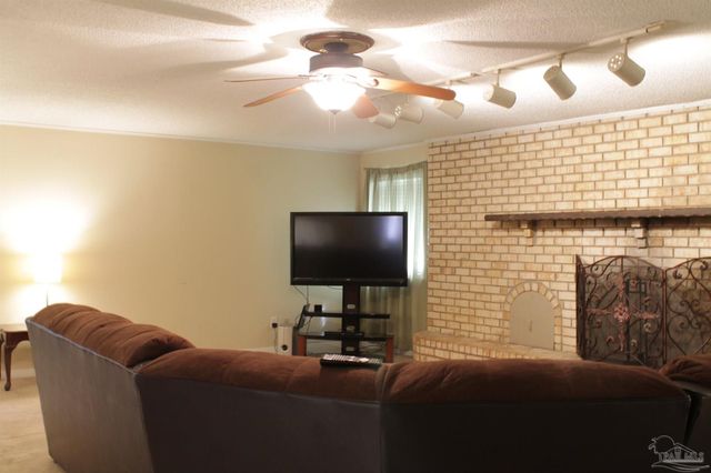 7270 Belgium Rd, Pensacola, FL 32526