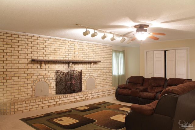 7270 Belgium Rd, Pensacola, FL 32526