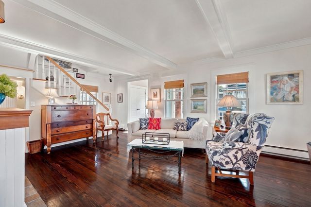 1 Old Colony Rd, Hull, MA 02045