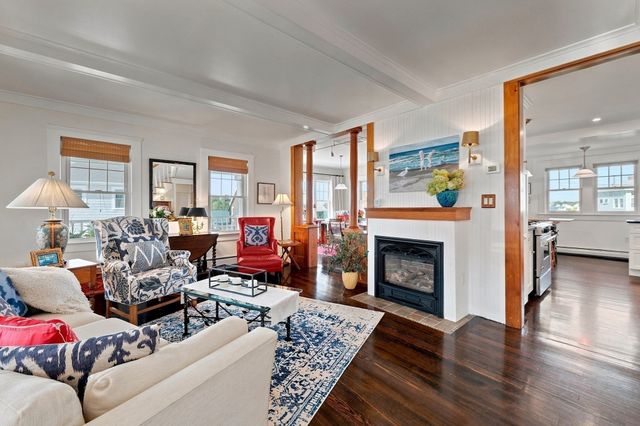 1 Old Colony Rd, Hull, MA 02045