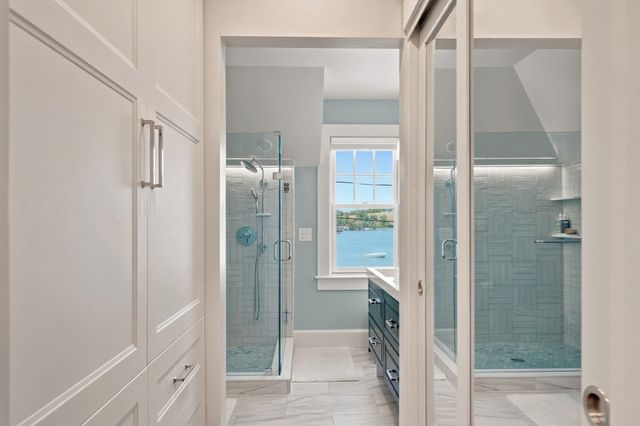 1 Old Colony Rd, Hull, MA 02045