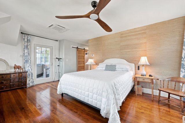 1 Old Colony Rd, Hull, MA 02045