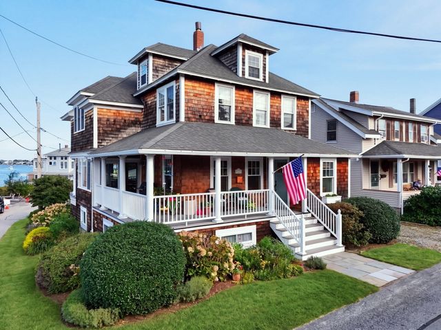 1 Old Colony Rd, Hull, MA 02045