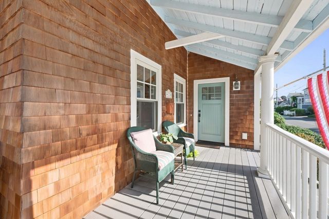 1 Old Colony Rd, Hull, MA 02045
