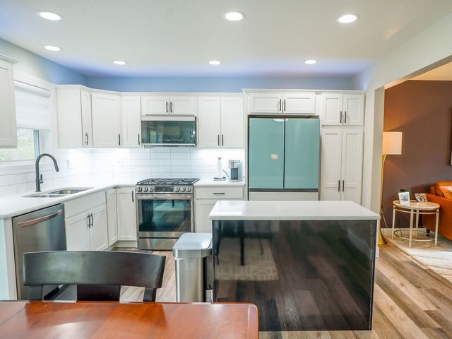 4915 GROUSE HOLLOW Drive, Millcreek, PA 16504
