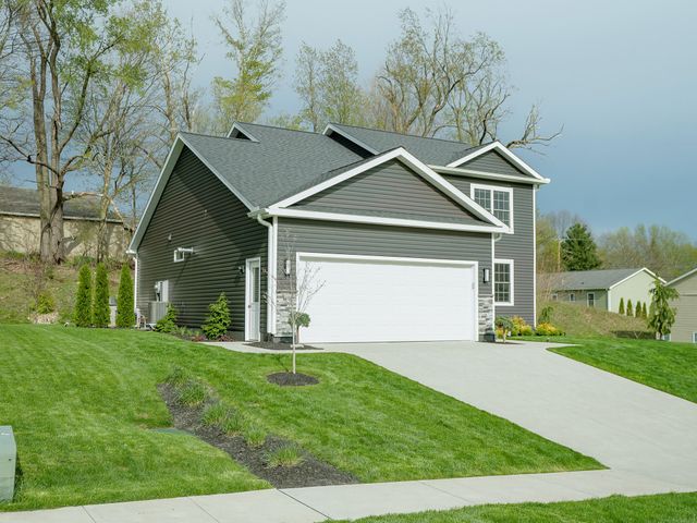 4915 GROUSE HOLLOW Drive, Millcreek, PA 16504
