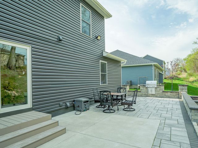 4915 GROUSE HOLLOW Drive, Millcreek, PA 16504