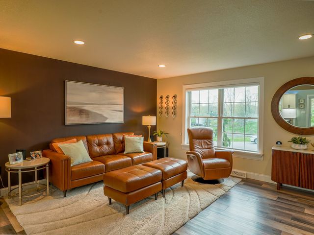 4915 GROUSE HOLLOW Drive, Millcreek, PA 16504