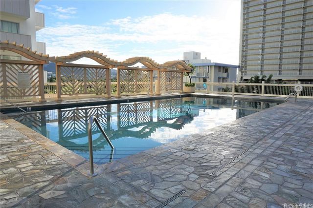445 Seaside Avenue 4310, Honolulu, HI 96815