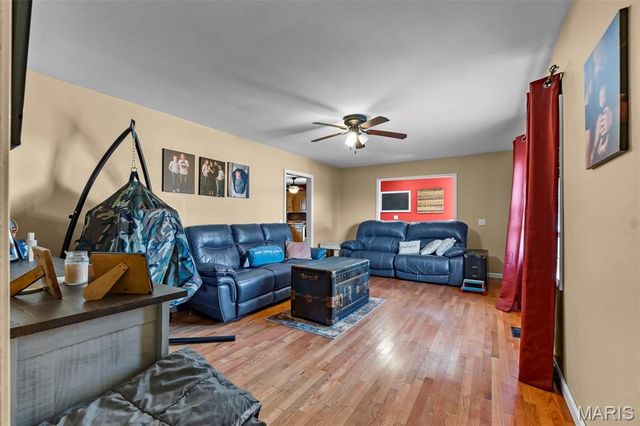 301 State Highway 51 S, Marble Hill, MO 63764