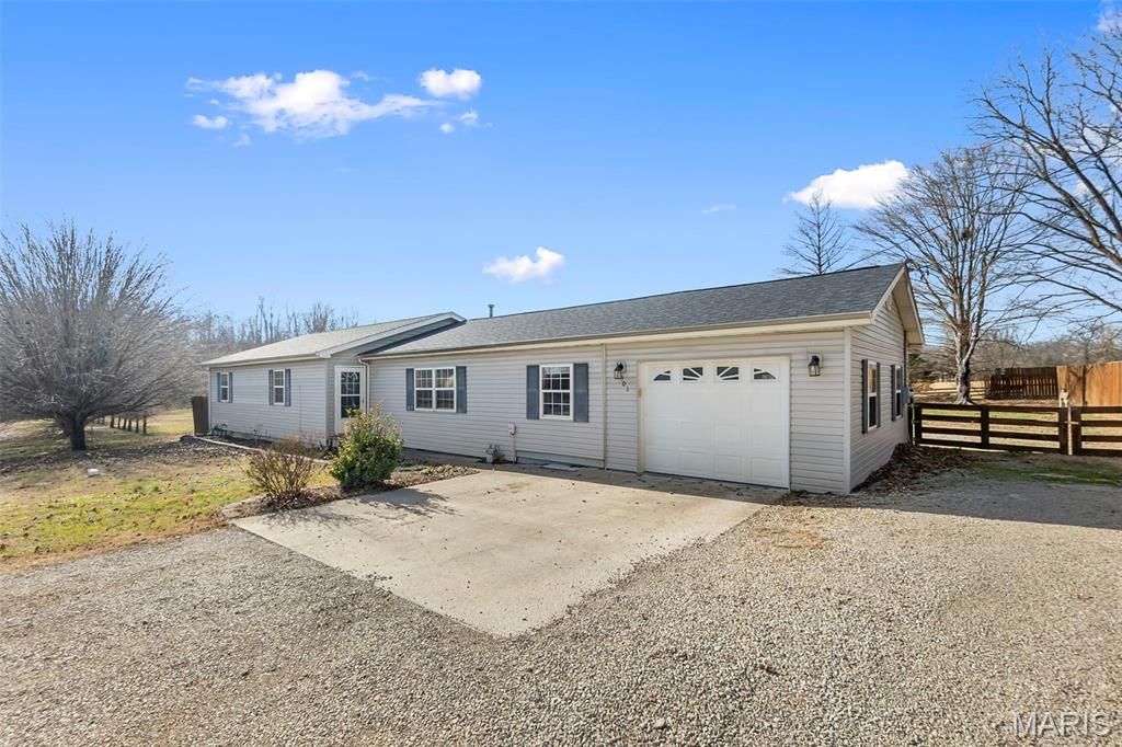 301 State Highway 51 S, Marble Hill, MO 63764