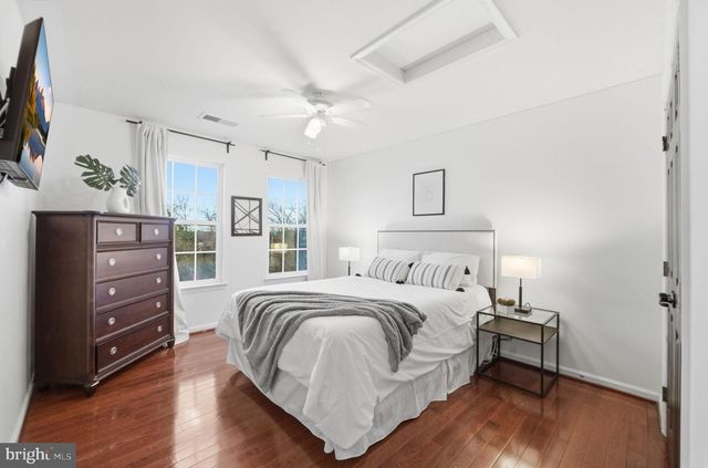 43038 TIPPMAN PL, Chantilly, VA 20152