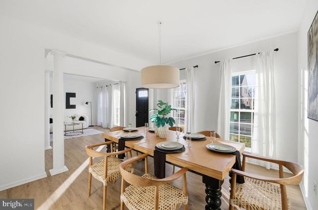 43038 TIPPMAN PL, Chantilly, VA 20152