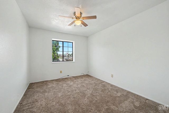 3313 Fiesta Avenue, Bakersfield, CA 93313