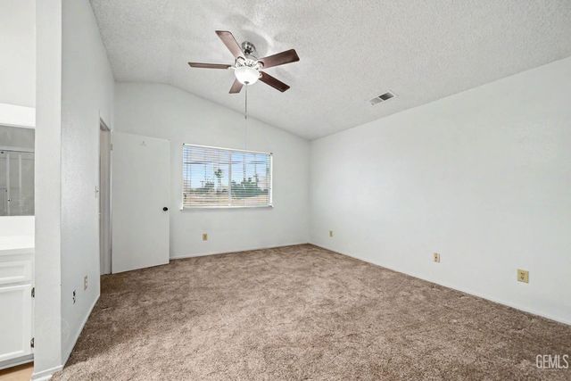 3313 Fiesta Avenue, Bakersfield, CA 93313
