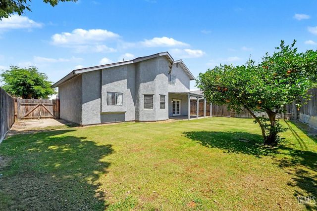 3313 Fiesta Avenue, Bakersfield, CA 93313