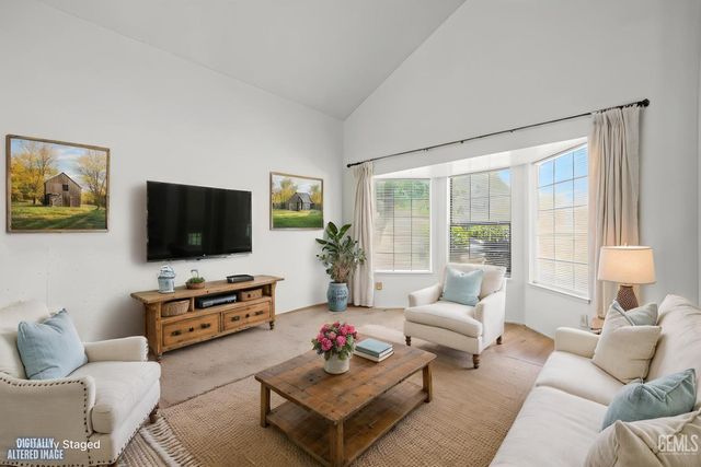 3313 Fiesta Avenue, Bakersfield, CA 93313