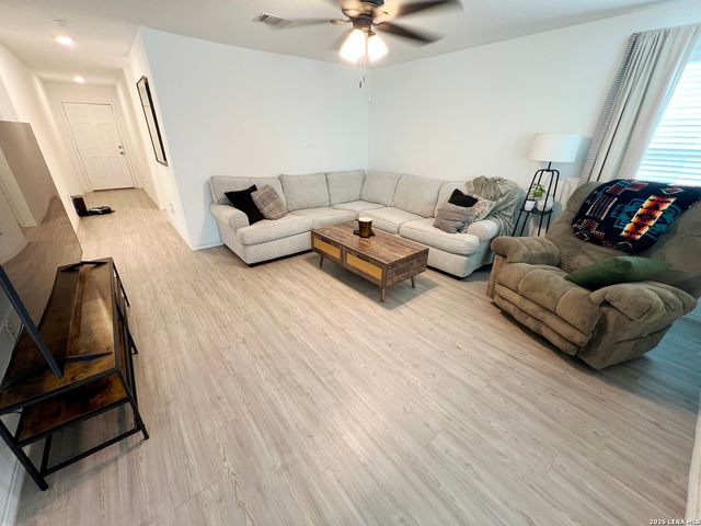 7023 SHEARS PL, San Antonio, TX 78252