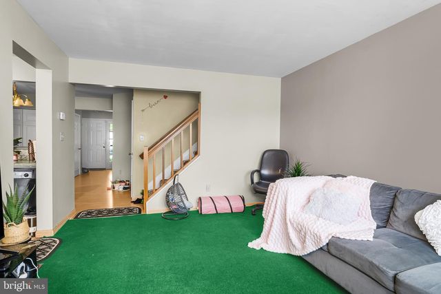 1937 DAYBREAK CIR, Harrisburg, PA 17110