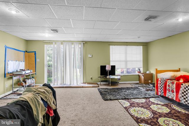 1937 DAYBREAK CIR, Harrisburg, PA 17110