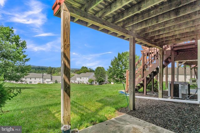 1937 DAYBREAK CIR, Harrisburg, PA 17110