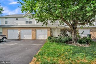 1937 DAYBREAK CIR, Harrisburg, PA 17110