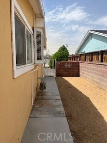 38466 Landon Avenue, Palmdale, CA 93550