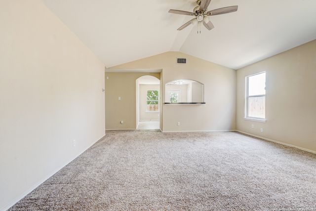 7922 Meadow Way Ct, San Antonio, TX 78227