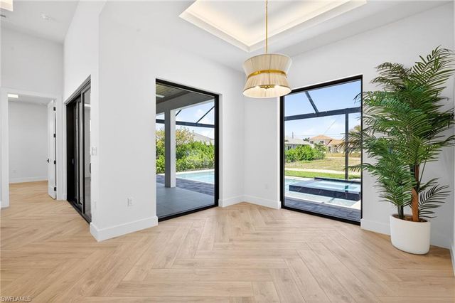 3327 NW 2nd TER, Cape Coral, FL 33993