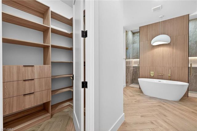 3327 NW 2nd TER, Cape Coral, FL 33993