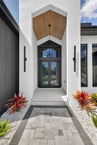 3327 NW 2nd TER, Cape Coral, FL 33993