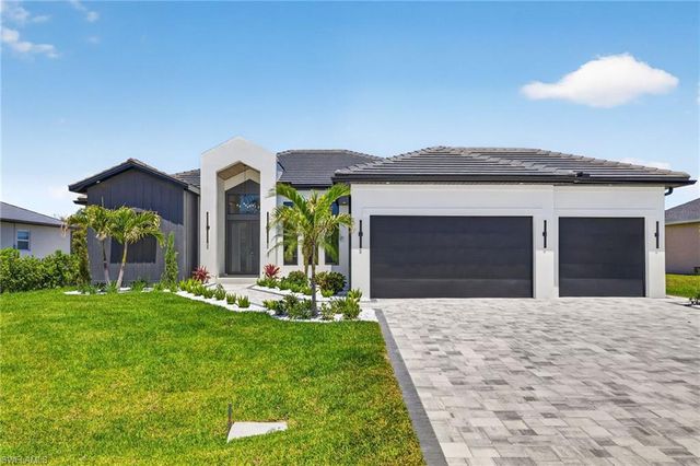 3327 NW 2nd TER, Cape Coral, FL 33993