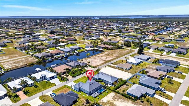 3327 NW 2nd TER, Cape Coral, FL 33993