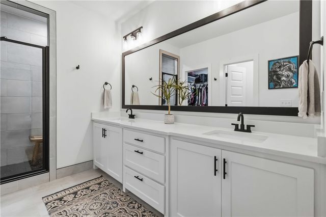 26 Lockerbie Drive, Bella Vista, AR 72715