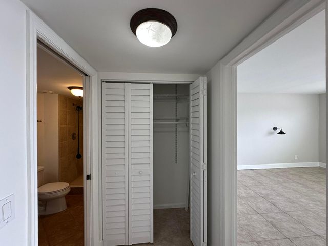309 Lake Circle 202, North Palm Beach, FL 33408