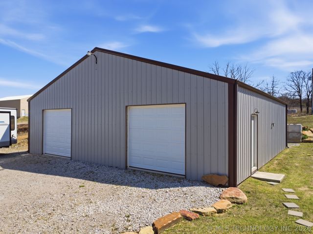 11210 W 178th Street North, Skiatook, OK 74070