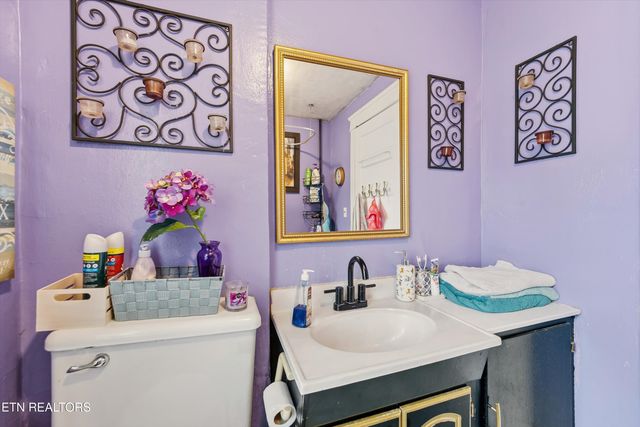 1450 Dalton St, Alcoa, TN 37701